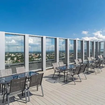 Hanza Tower Skylux Jacuzzi Sauna Pool