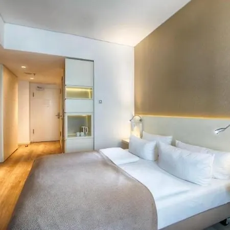 Hanza Tower Skylux Jacuzzi Sauna Pool Appartamento *
