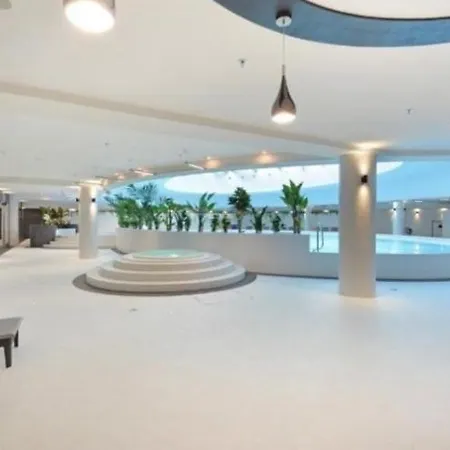 Hanza Tower Skylux Jacuzzi Sauna Pool Appartamento Stettino